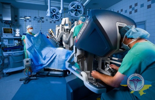 Tumor removal using the Da Vinci robot